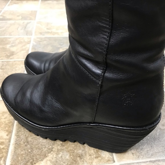Fly London YOA Wedge Platform Side Zip Boots Women Size 9 1/2 40 Rare HTF - Picture 7 of 16